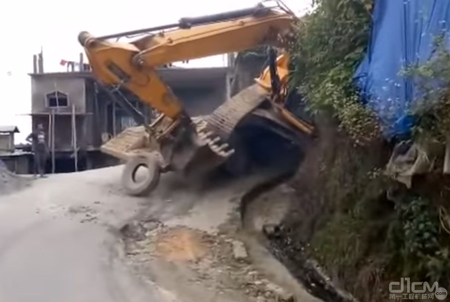事故案发现场